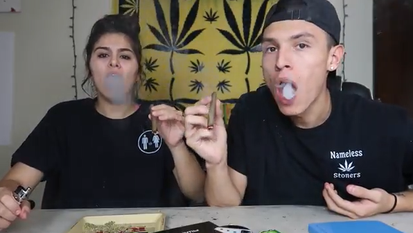 Nameless Stoners BF VS GF BLUNT ROLLING CHALLENGE **COMPETITIVE ASF**